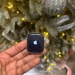 Series 10 Apple Watch w/ GPS iCloud locked